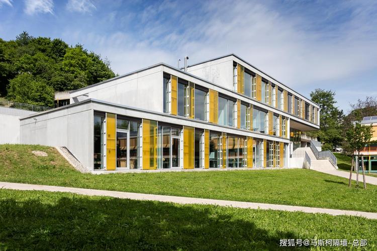 模块化优势与马斯柯隔墙 众斯柯科技引领空间分隔新纪元